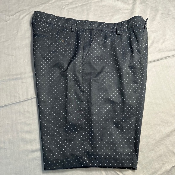 Other - Greg Norman Golf Shorts Mens 38 Black Dry Performance Stretch Golf Shorts
